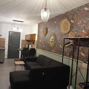 Meuble 4km Aeroport Appartement Charleroi
